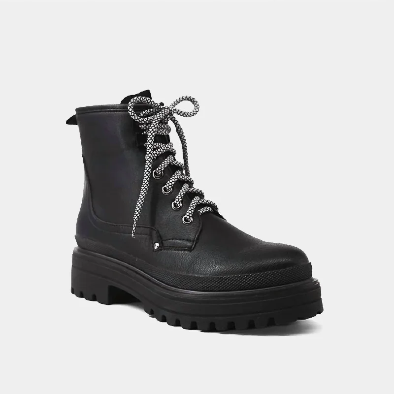 Women's Ymelda Boot In Black