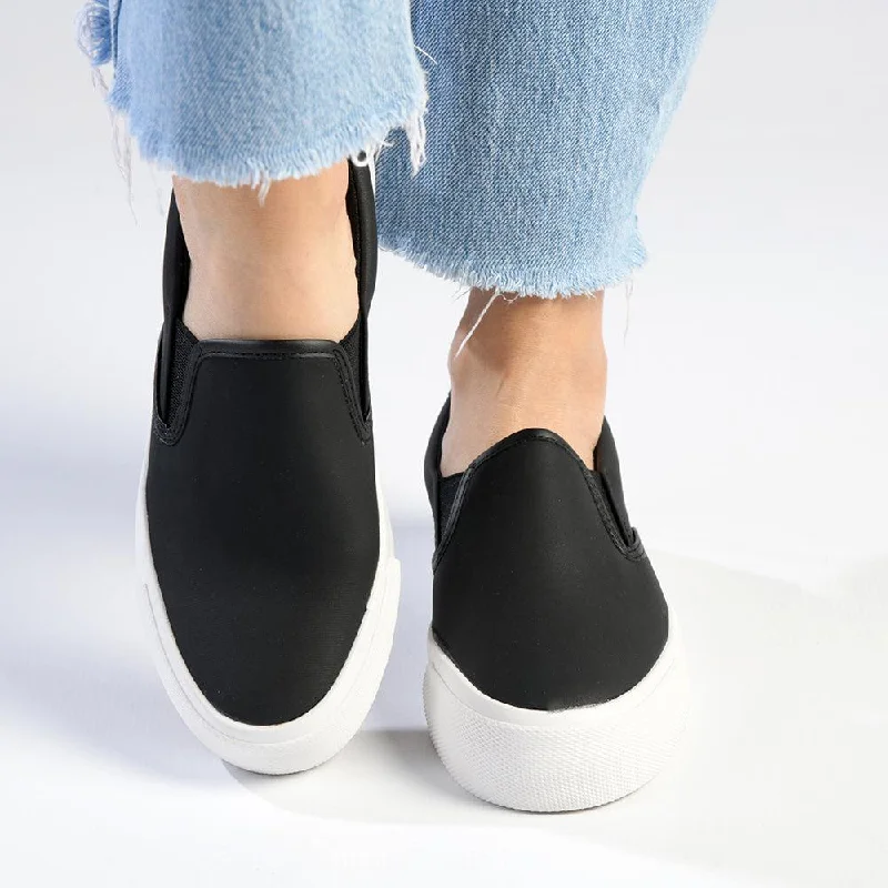 Madison Ladies Platform Slip On Sneaker - Black/White Sole